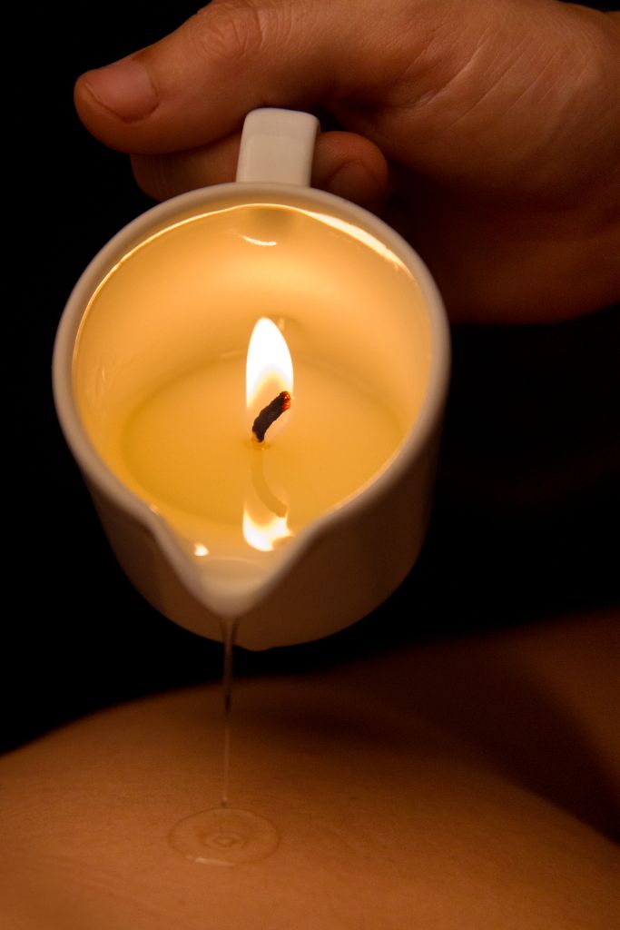 نکاتی مفید در مورد ماساژ شمع | کلینیک تخصصی تهران ماساژ
